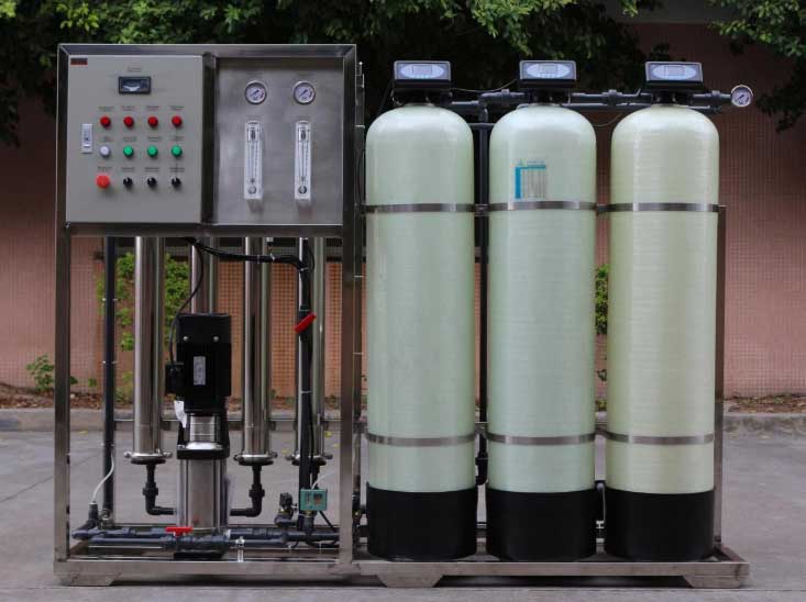 成都奧邁科技廠家供應鋰電池、新能源、新型材料超純水機、去離子水設備